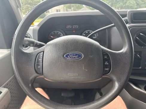 Used 2012 Ford E-250 and Econoline 250 w/ PWR Group RWD image 19