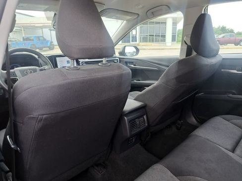 Used 2026 Toyota Camry LE FWD image 21