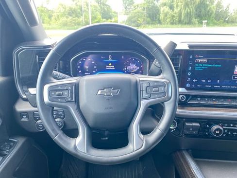Used 2025 Chevrolet Silverado 2500 LT w/ Trail Boss Package AWD/4WD image 24