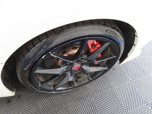 Used 2023 Honda Civic Type R image 9