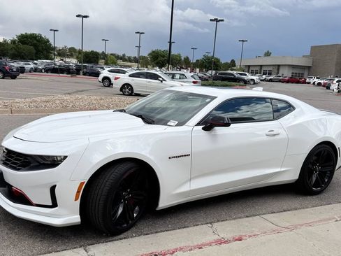 Used 2021 Chevrolet Camaro LT w/ Redline Edition RWD image 4