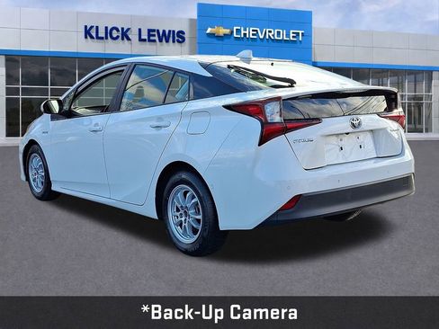 Used 2022 Toyota Prius LE image 4