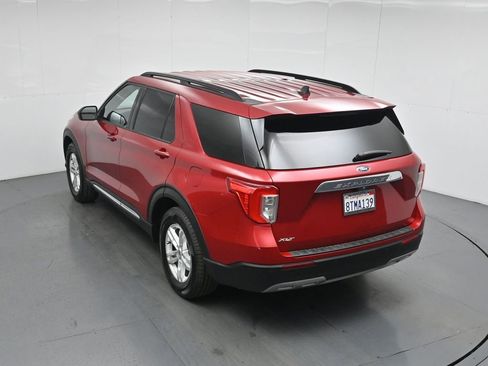 Certified 2021 Ford Explorer XLT image 42