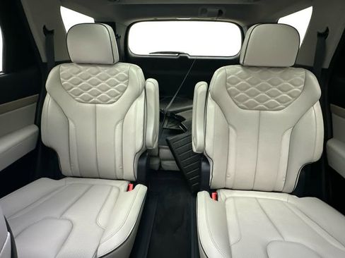 Used 2021 Hyundai Palisade Limited image 14