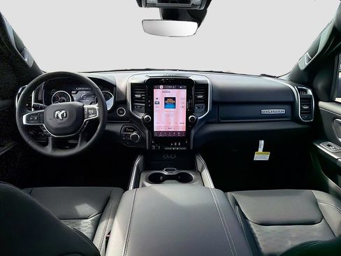 New 2026 RAM 1500 Big Horn AWD/4WD image 15