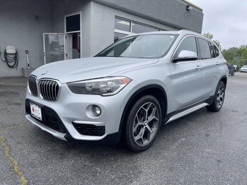 Used 2018 BMW X1 xDrive28i w/ Convenience Package image 3