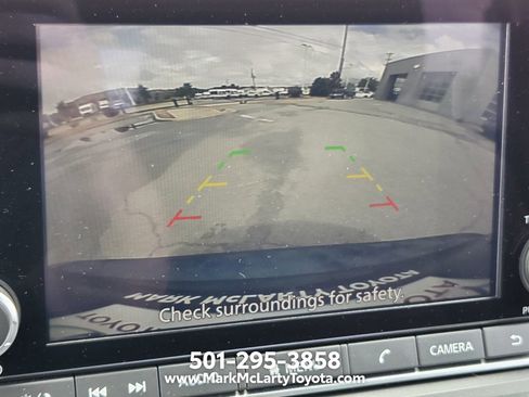 Used 2024 Nissan Rogue SV AWD/4WD image 18