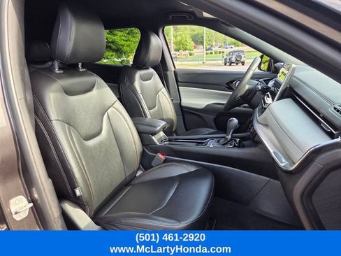 Used 2024 Jeep Compass Limited AWD/4WD image 16