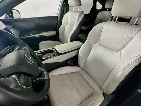 Used 2023 Lexus RX 350 Premium Plus w/ Cold Area Package FWD image 17