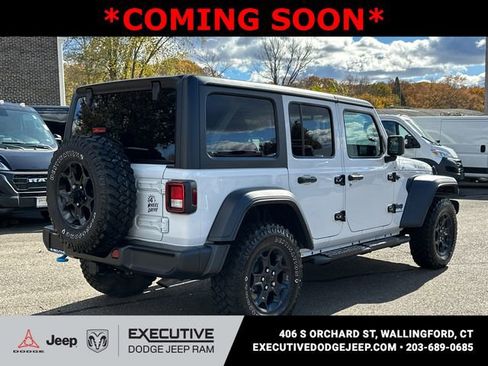 Used 2023 Jeep Wrangler Unlimited w/ Cold Weather Group image 4