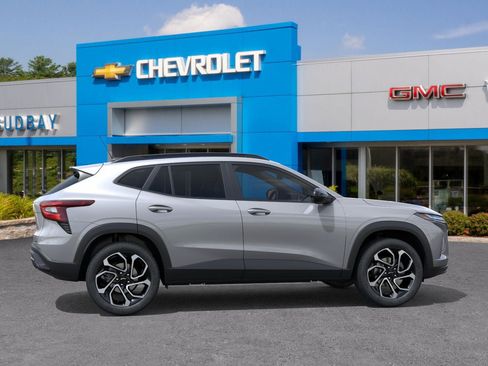 New 2026 Chevrolet Trax RS FWD image 5