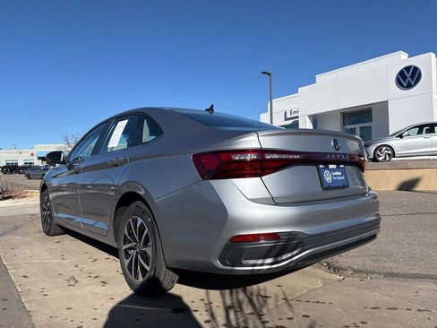 Used 2025 Volkswagen Jetta S image 4