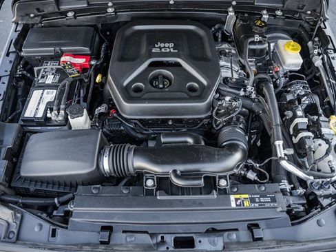 Used 2020 Jeep Wrangler Sport image 19