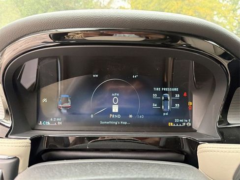 New 2026 Lincoln Corsair Premiere image 15