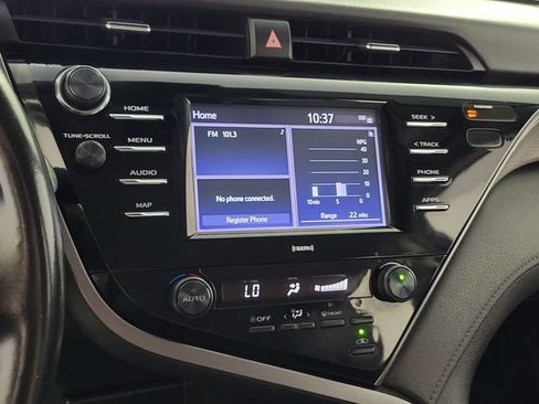 Used 2020 Toyota Camry SE w/ Convenience Package FWD image 28