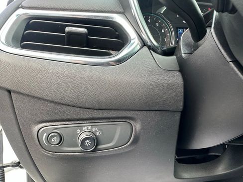 Used 2023 Chevrolet Equinox LT w/ LPO, Floor Liner Package image 25