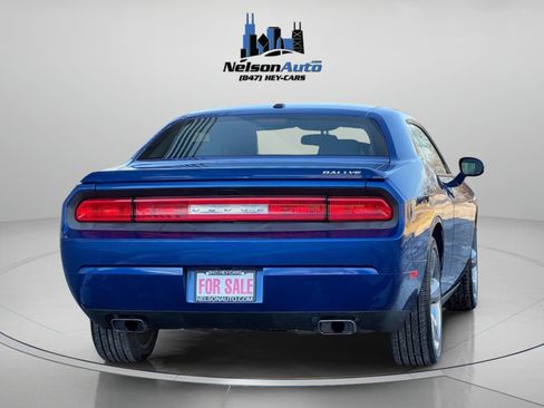 Used 2012 Dodge Challenger SXT Plus image 4