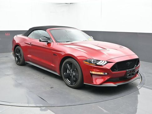 Used 2022 Ford Mustang GT Premium w/ Black Accent Package RWD image 6