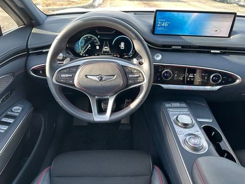 Used 2023 Genesis GV70 2.5T w/ Sport Prestige Package image 18