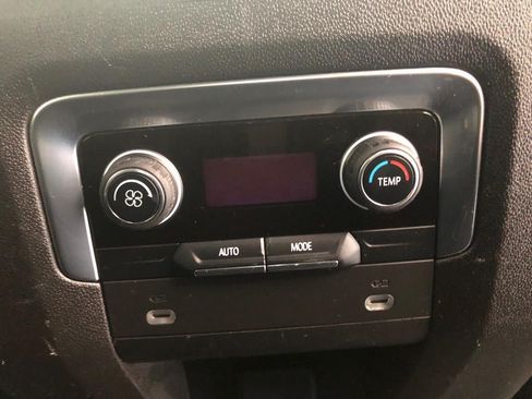 Used 2021 Chevrolet Tahoe LT AWD/4WD image 9