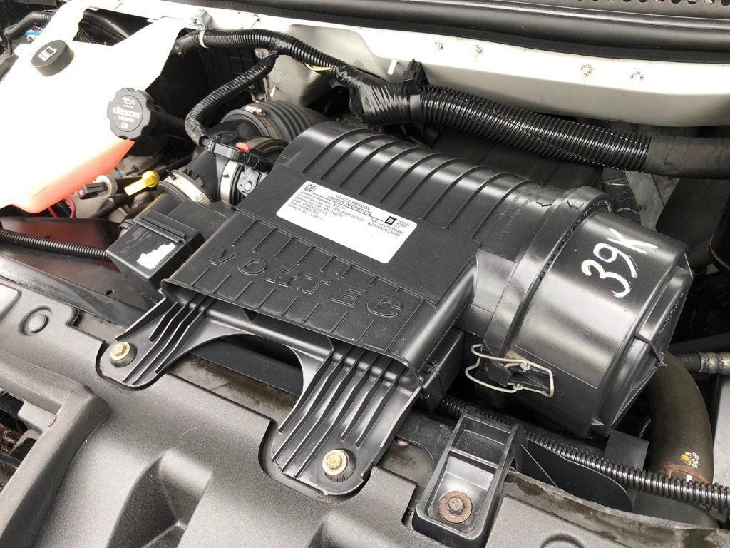 Used 2019 Chevrolet Express 3500 w/ Driver Convenience Package RWD image 37