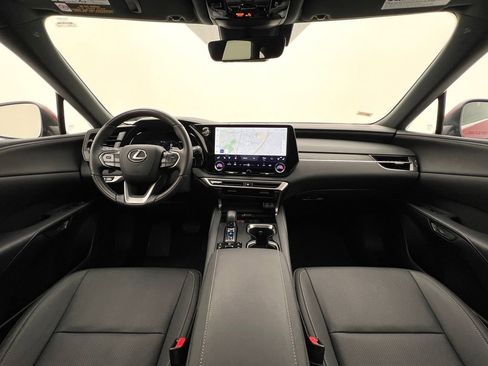Used 2025 Lexus RX 350 Premium image 2