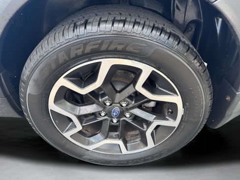 Used 2016 Subaru Crosstrek 2.0i Premium AWD/4WD image 9