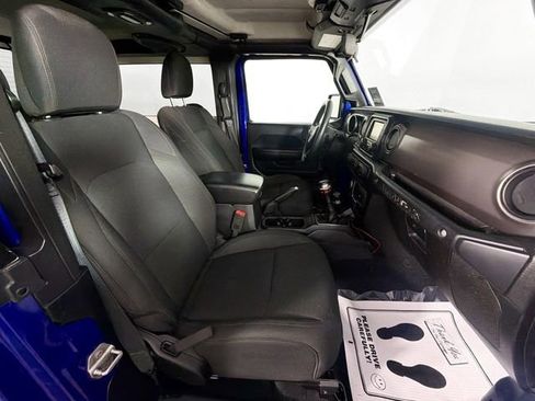 Used 2018 Jeep Wrangler Sport image 27