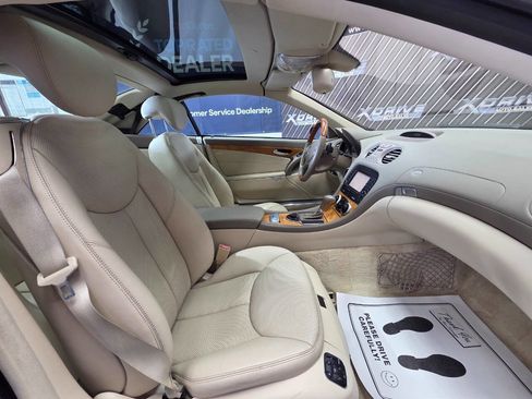 Used 2008 Mercedes-Benz SL 550 image 35
