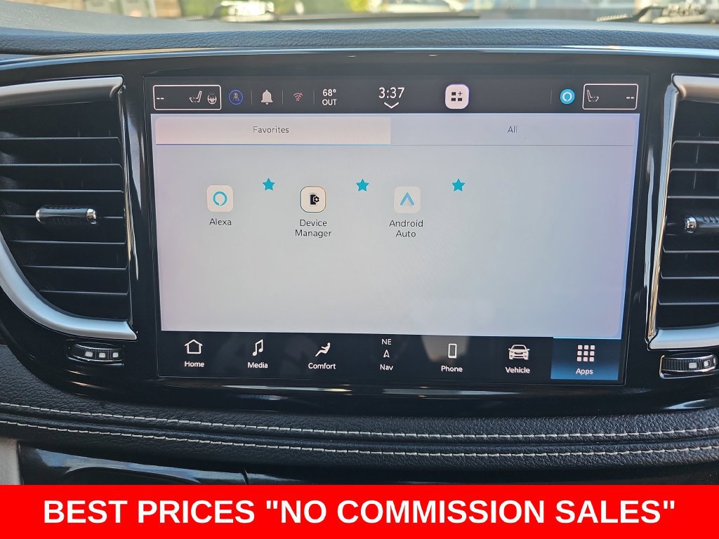 Used 2023 Chrysler Pacifica Limited FWD image 23