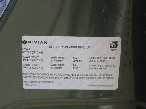 Used 2023 Rivian R1S Launch Edition image 32