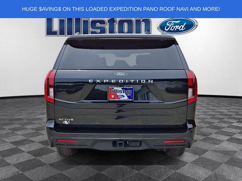 Used 2025 Ford Expedition Active AWD/4WD image 5