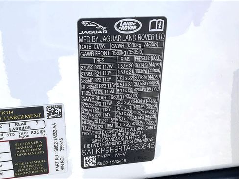 New 2026 Land Rover Range Rover SE image 36