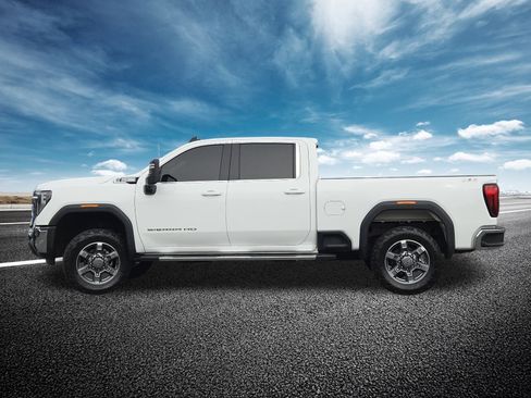 Used 2025 GMC Sierra 2500 SLE w/ SLE Value Package; image 20