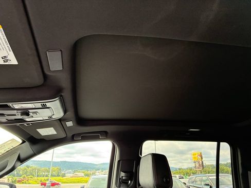 Used 2025 Chevrolet Suburban RST w/ Advanced Technology Package AWD/4WD image 19