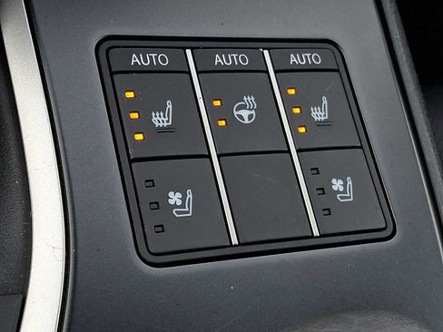 Used 2023 Lexus UX 250h AWD w/ Premium Package image 20