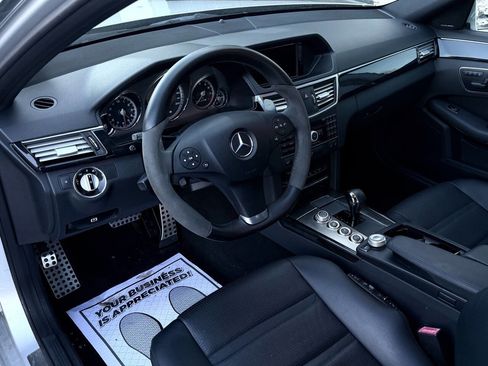 Used 2010 Mercedes-Benz E 63 AMG Sedan image 7