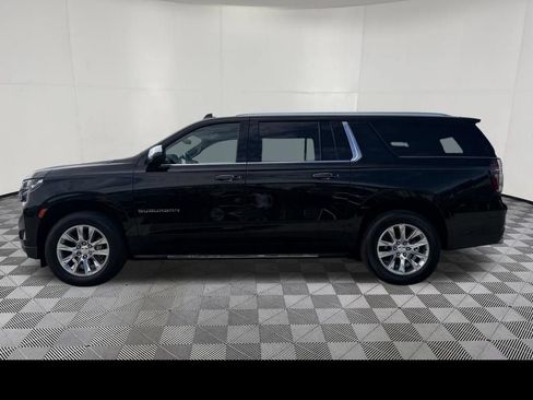 Used 2021 Chevrolet Suburban Premier AWD/4WD image 8