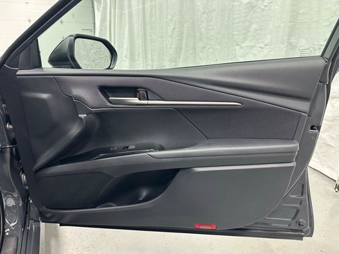 Used 2026 Toyota Camry LE FWD image 57