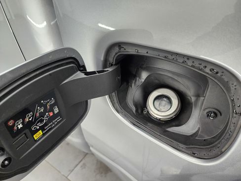 Used 2022 RAM 1500 Big Horn image 30