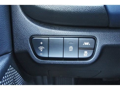 Used 2023 Kia Seltos S w/ Navigation Package image 19