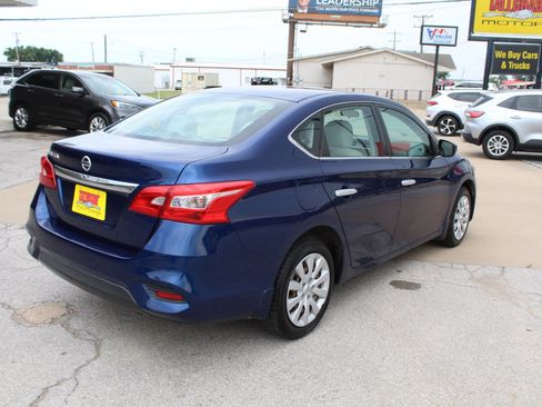 Used 2017 Nissan Sentra S FWD image 39