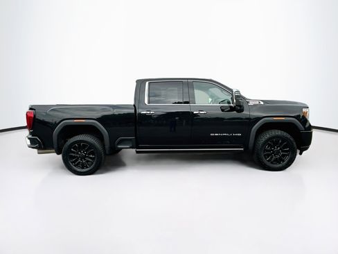 Used 2022 GMC Sierra 2500 Denali w/ Denali Black Diamond Edition AWD/4WD image 10