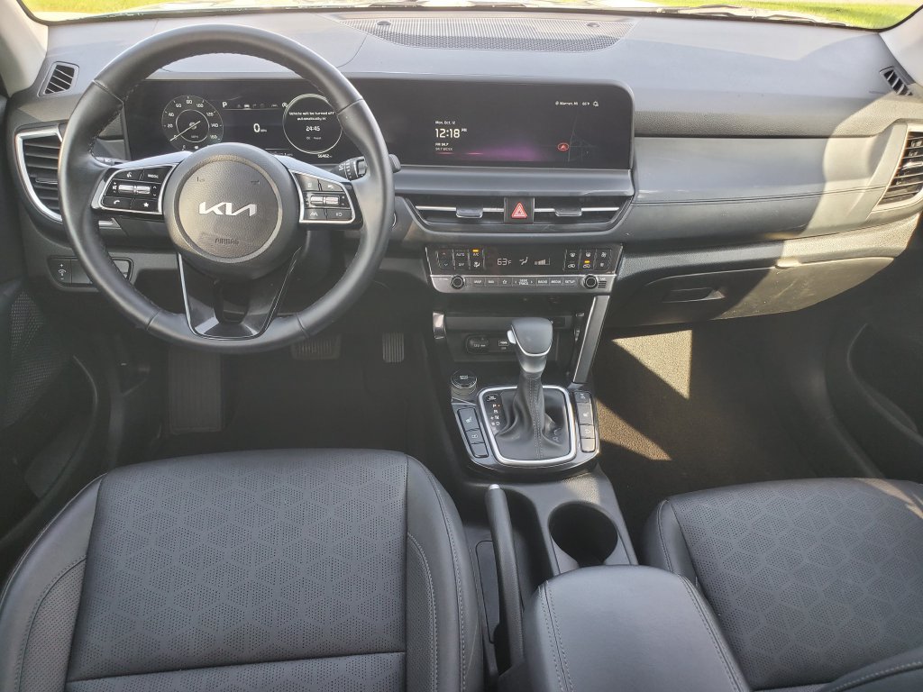 Used 2024 Kia Seltos EX AWD/4WD image 24