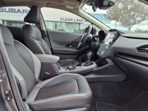 Certified 2025 Subaru Crosstrek 2.5i Limited w/ Crosstrek Mirror Package image 12