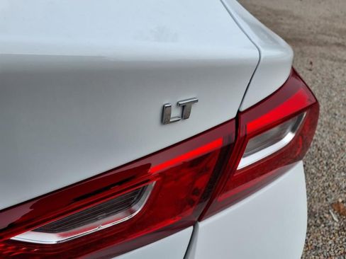 New 2024 Chevrolet Malibu LT image 5