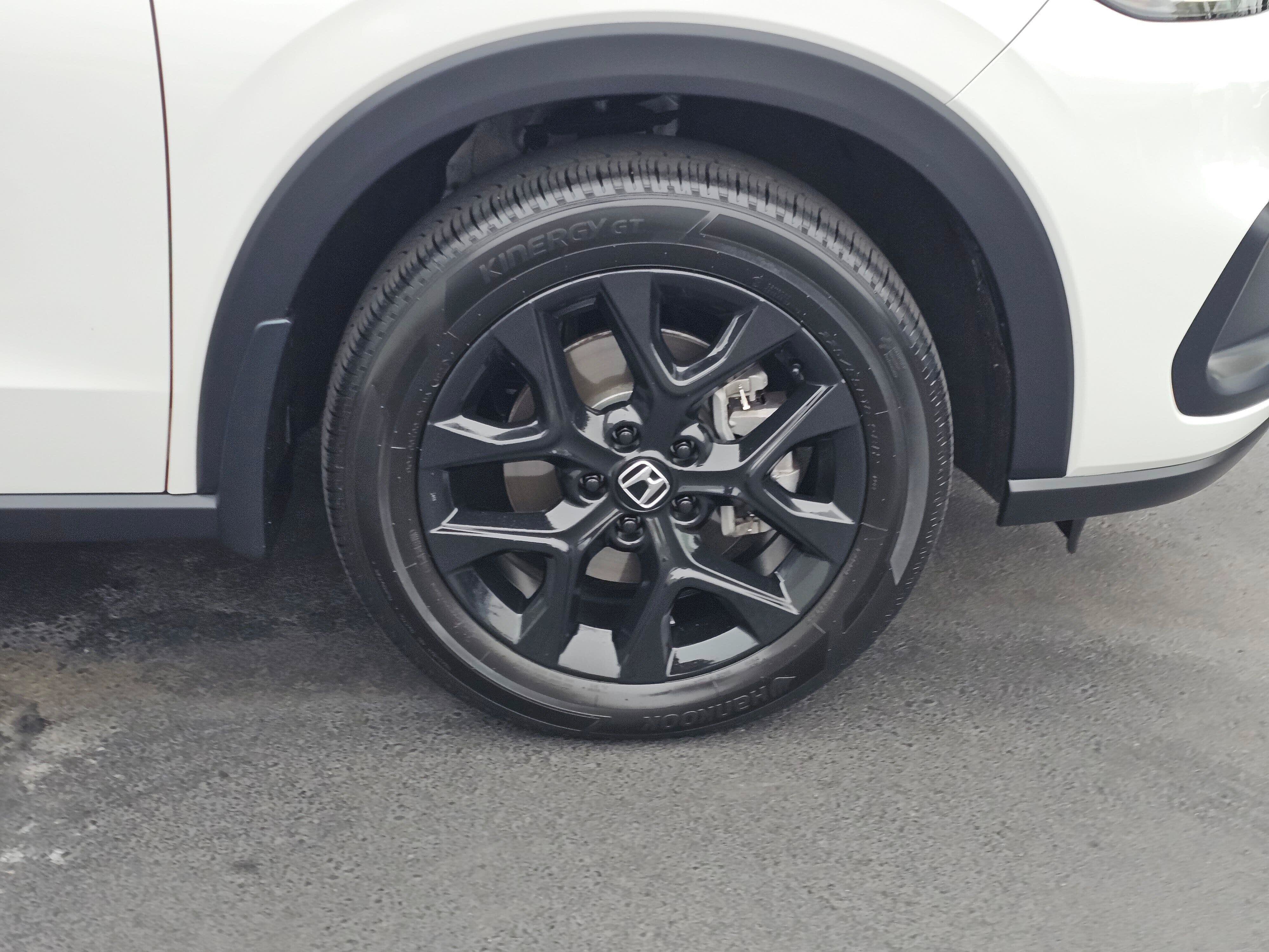 Certified 2025 Honda HR-V Sport image 9