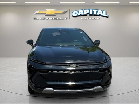 Used 2024 Chevrolet Equinox EV LT AWD/4WD image 8