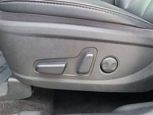 Used 2022 Hyundai Santa Fe SEL w/ Convenience + Premium Package image 17