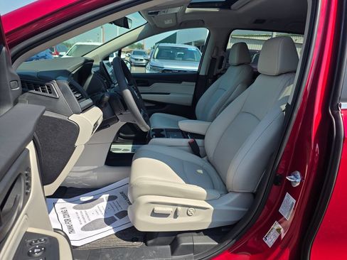 New 2026 Honda Odyssey EX-L image 9